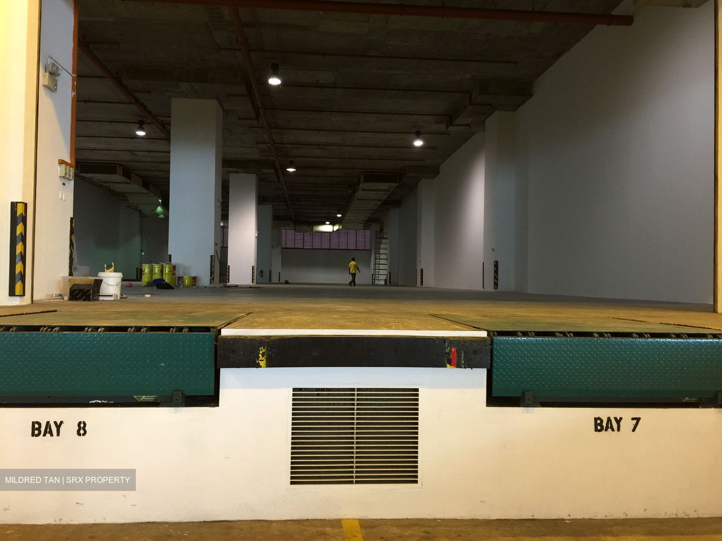 Jurong Port Food Centre (D22), Warehouse #475299561